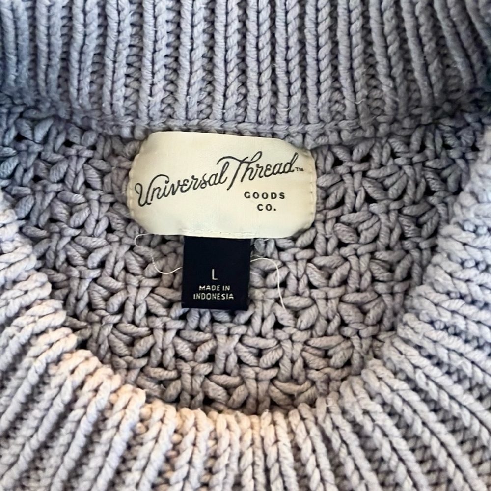 Universal Thread Light Purple Oversized Cropped C… - image 5